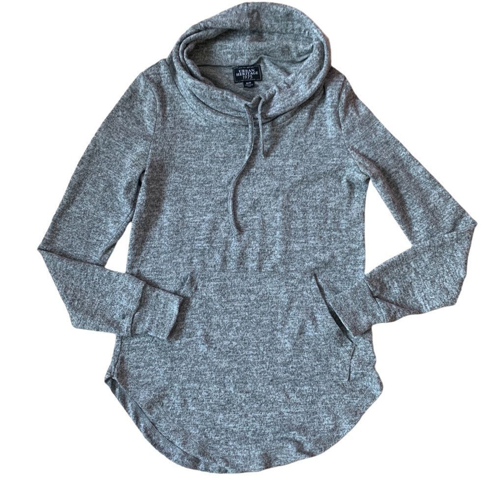 Gray Urban Heritage Sweater Size Small